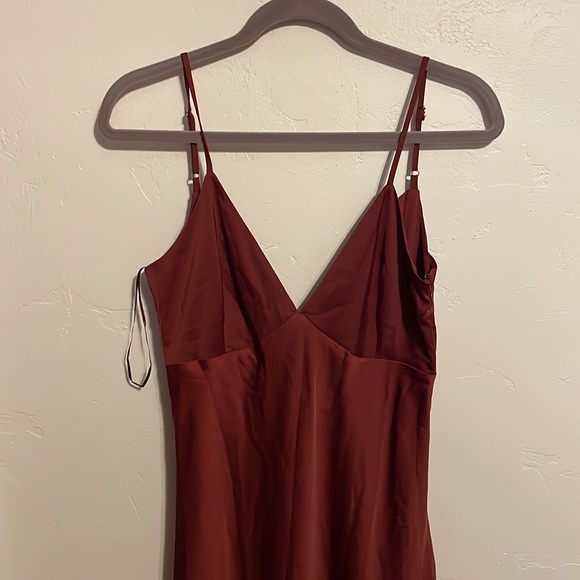 Mod Cloth burgundy slip dress - Picture 2 of 9
